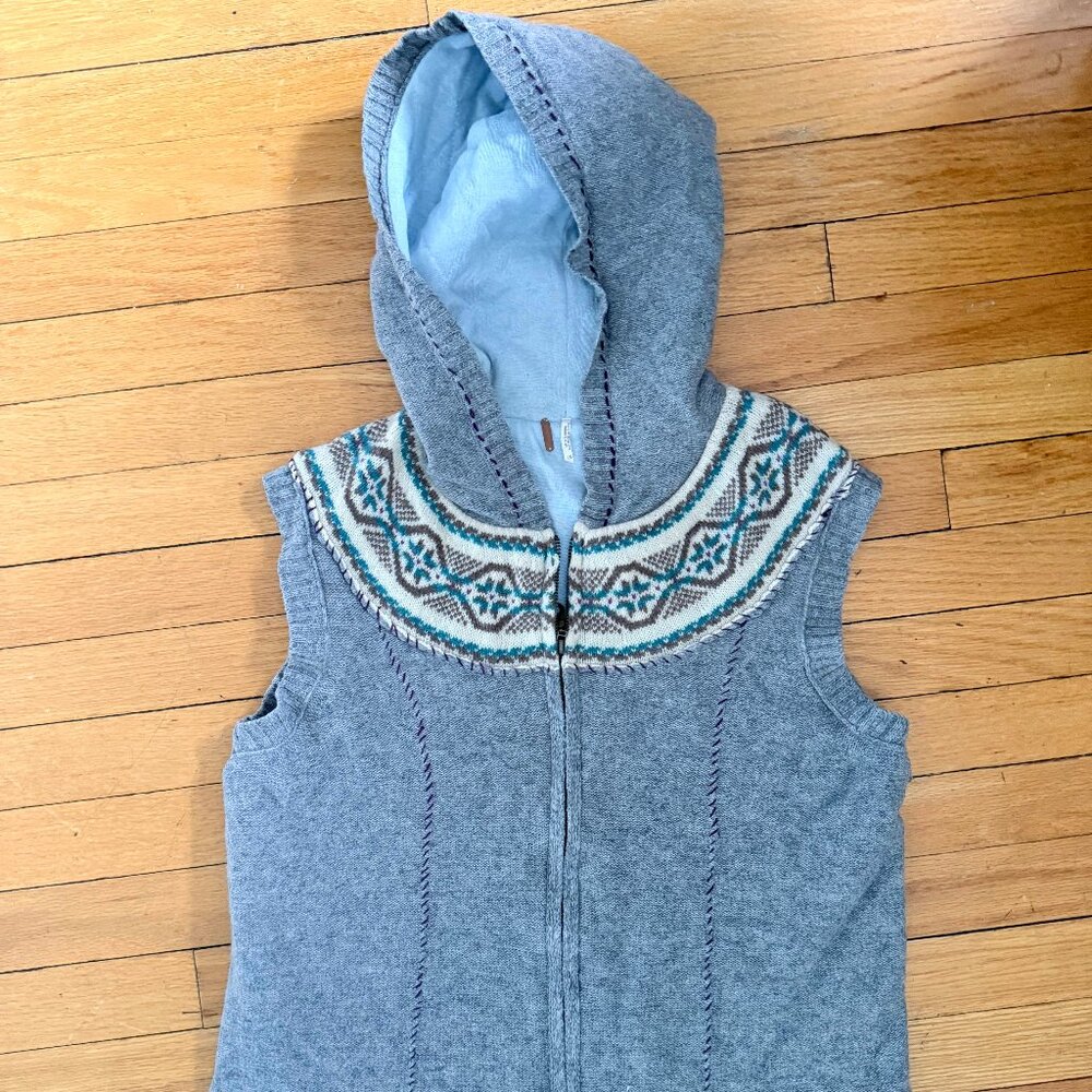 Vintage FREE PEOPLE fair isle wool sweater vest. Y2K so cute!!